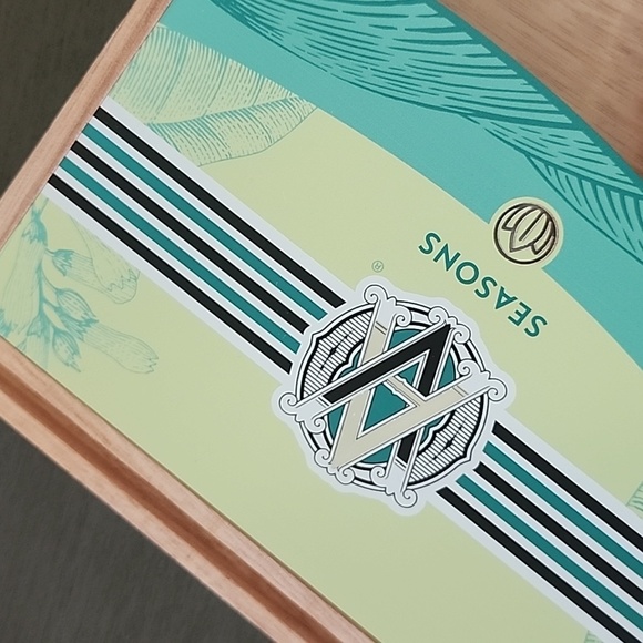 Empty AVO cigar box - Seasons, Spring - Picture 5 of 5